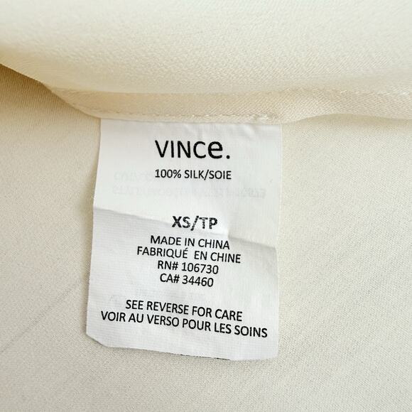 Vince 100% Silk Tank Top Size XS Ivory Quiet Luxury Minimalist Preppy Sleeveless - Picture 11 of 15